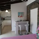 Paradise Αμμουλιανή